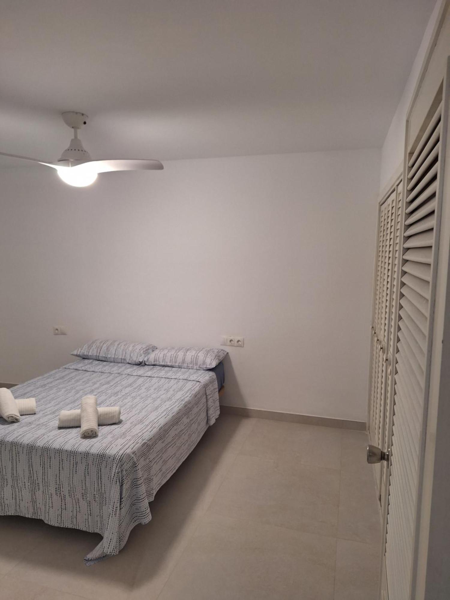 Apartamento En Primera Linea De Mar De 萨洛 外观 照片